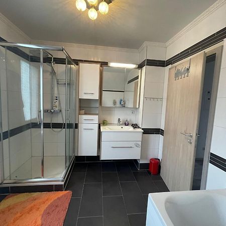 Leo Apartment Zentrum 吕塞尔斯海姆 外观 照片