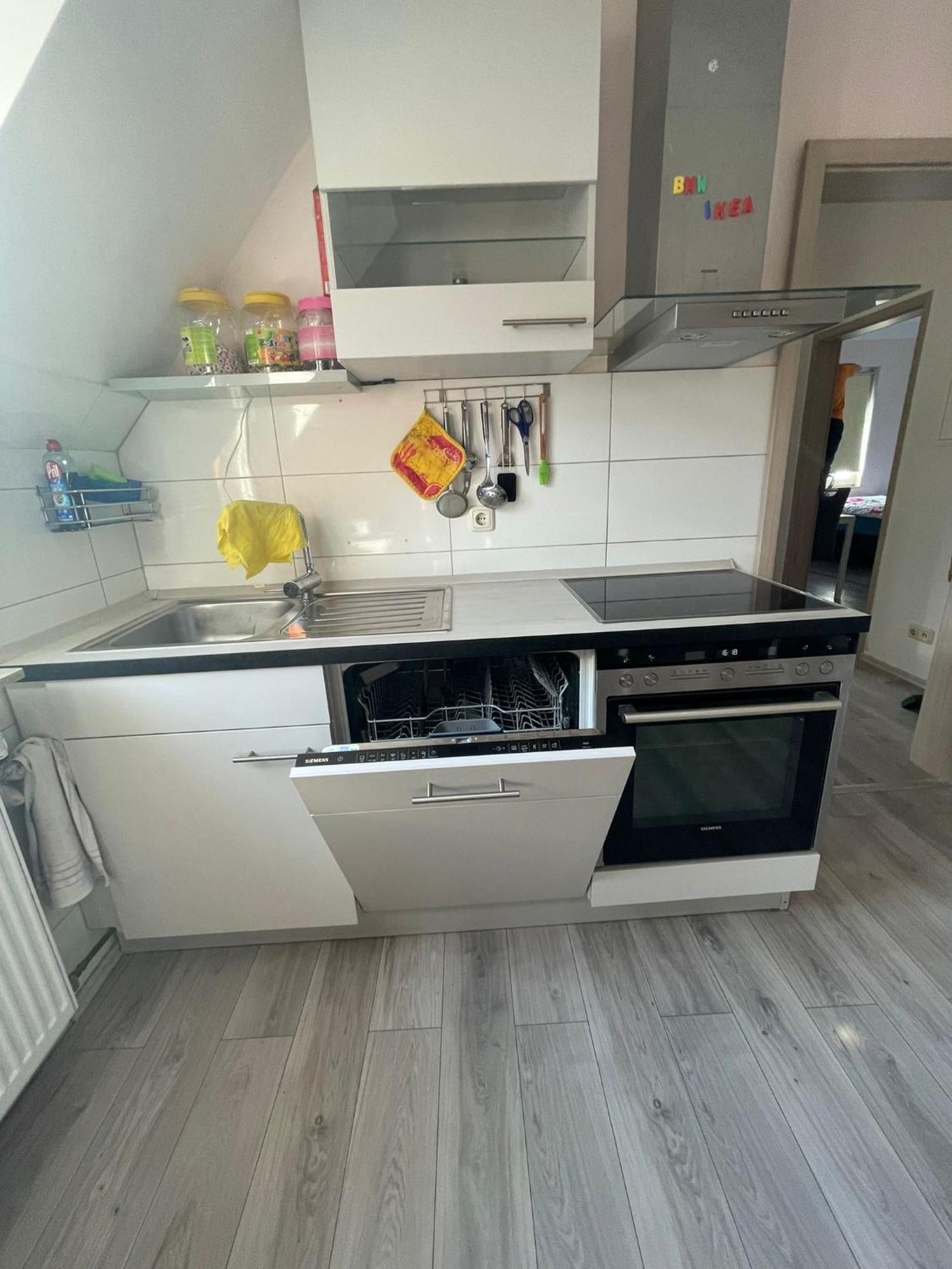 Leo Apartment Zentrum 吕塞尔斯海姆 外观 照片