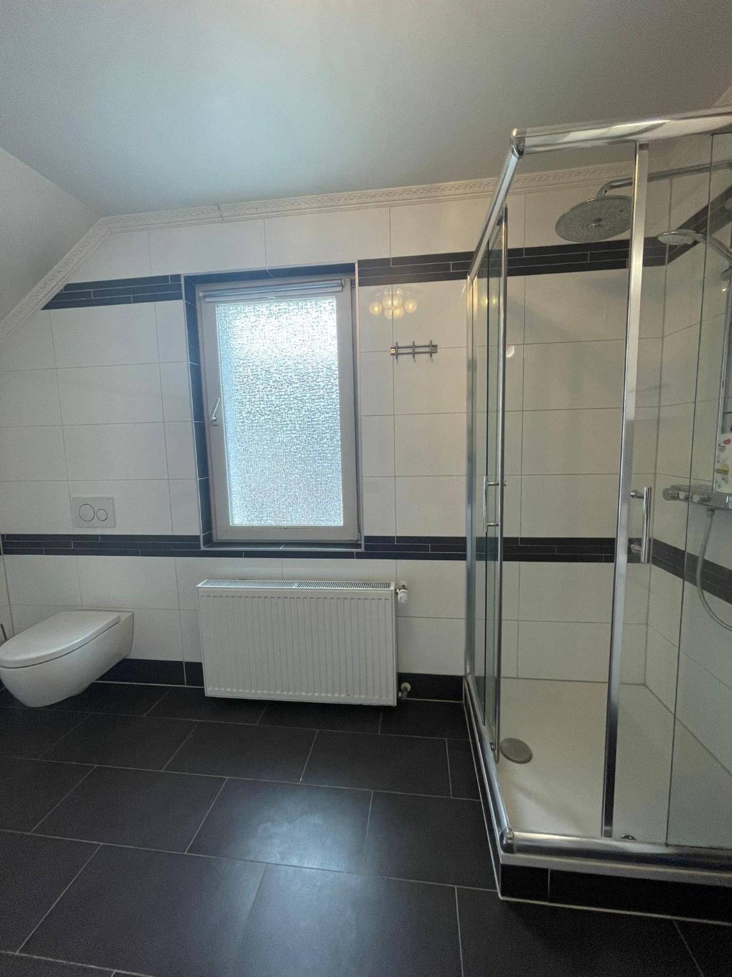Leo Apartment Zentrum 吕塞尔斯海姆 外观 照片