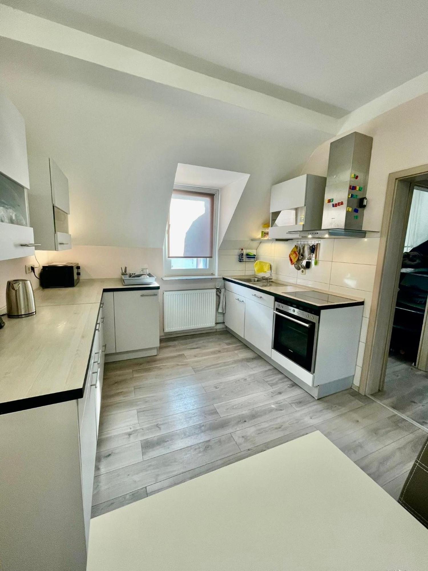 Leo Apartment Zentrum 吕塞尔斯海姆 外观 照片